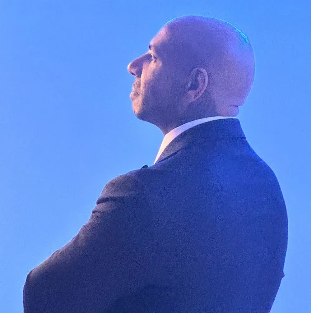 Karim Gharbi de profil